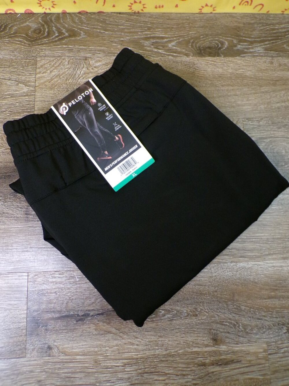 PELOTON NWT Men's Performance Black Jogger Size: X Large